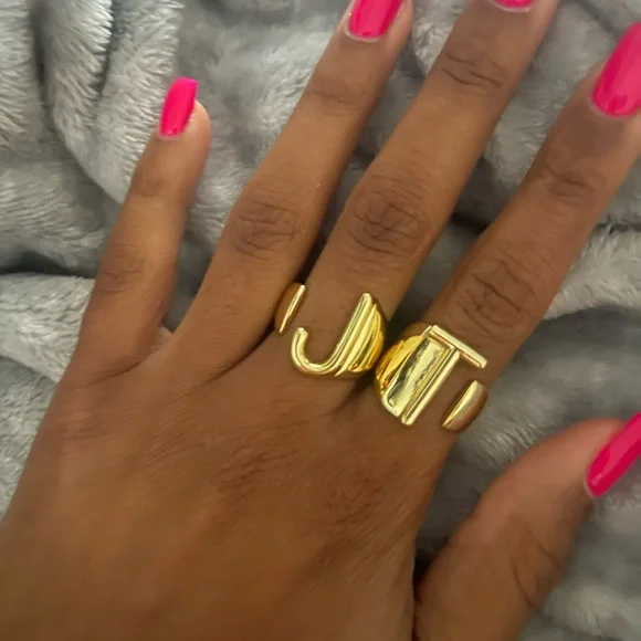 LETTER RING - Picture 6 of 6